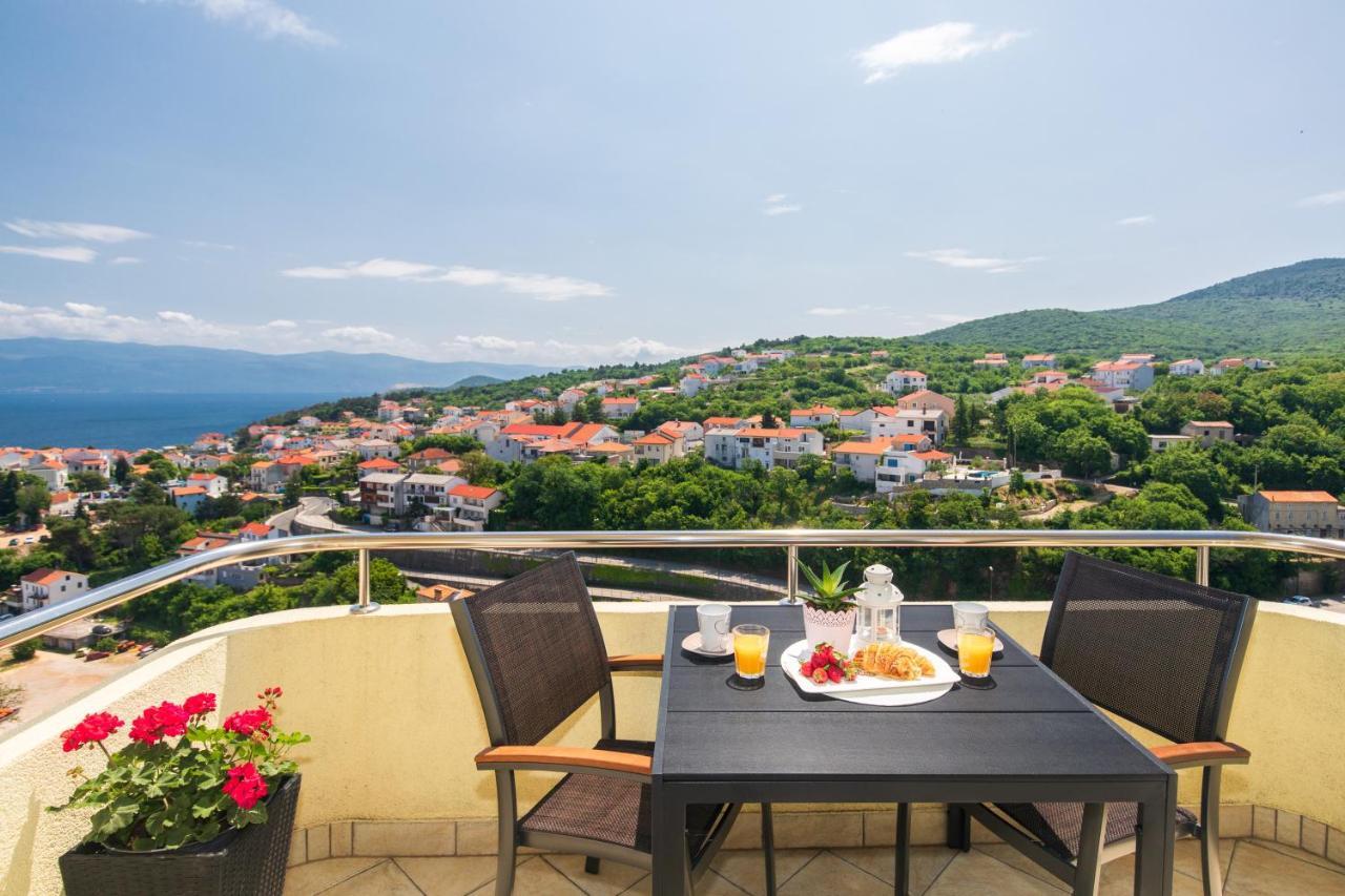 Apartman Jelena Vrbnik Extérieur photo