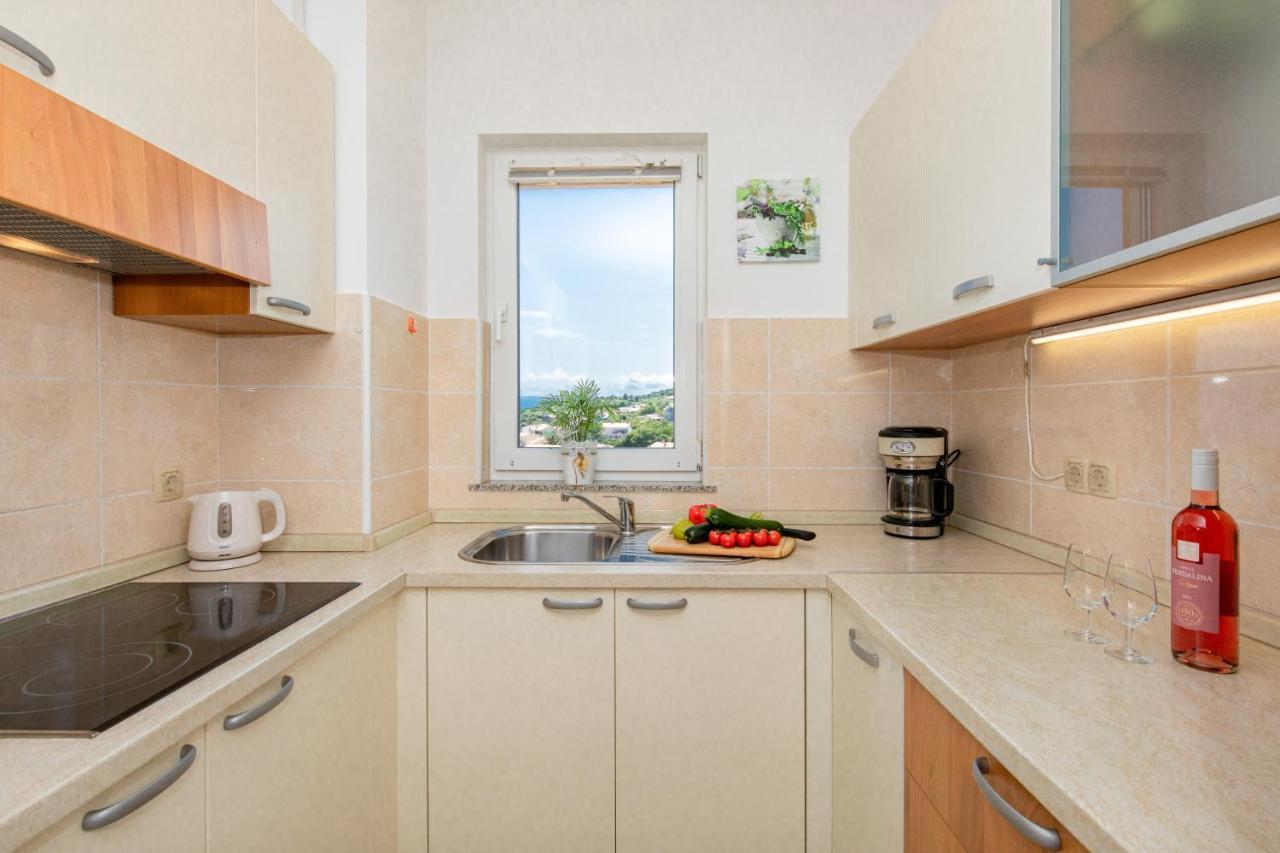 Apartman Jelena Vrbnik Extérieur photo